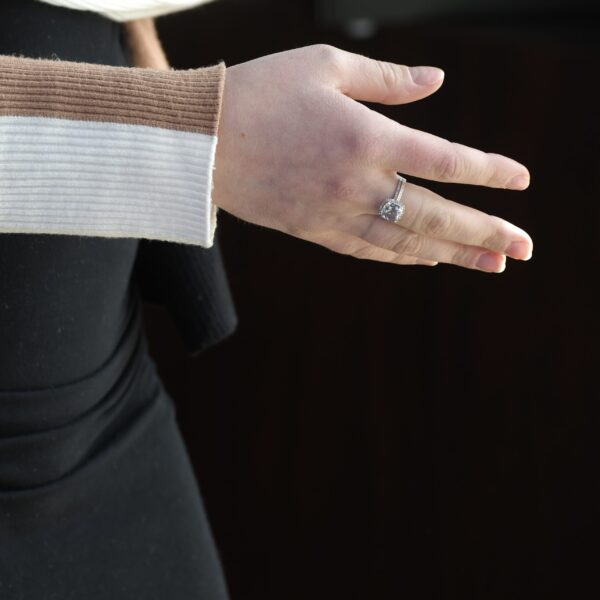 14K White and Pink Gold Aquamarine & Diamond Ring - Image 5