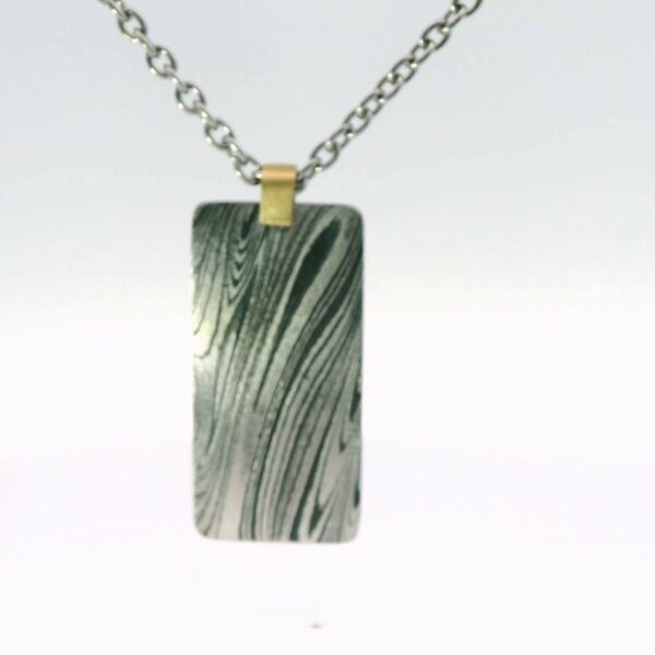 Damascus Steel Dog Tag with 18K Yellow Gold Bail - Image 4