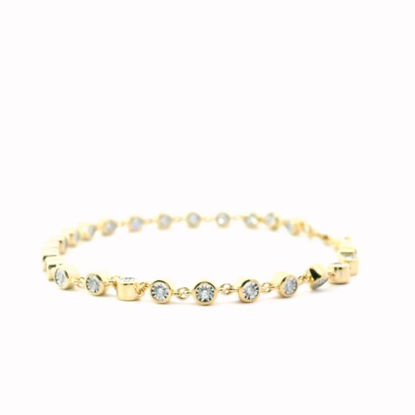14K Yellow Gold and Diamond Close Station Bracelet - Image 5