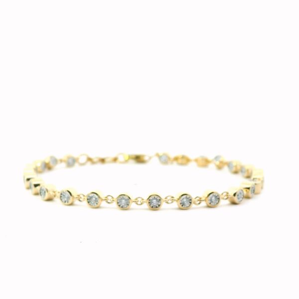 14K Yellow Gold and Diamond Close Station Bracelet - Image 2