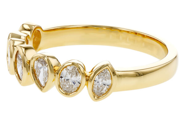 14K Yellow Gold 7-Stone Diamond Band - Image 2